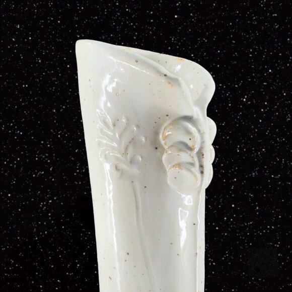 Hand Made Art Pottery Primitive Style Wall Mounted Vase Wall Pocket 2018 Signed - Picture 7 of 16